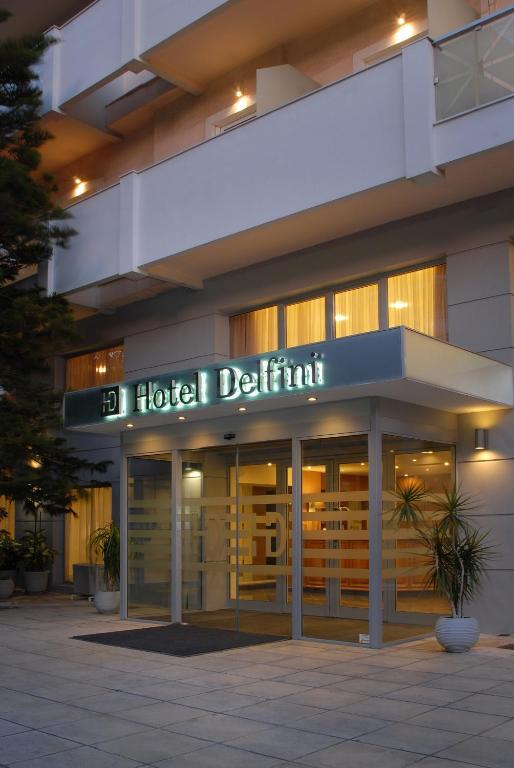 Hotel Delfini Piraeus Ngoại thất bức ảnh